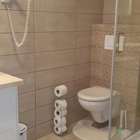 Kaktusz Gæstehus 4*